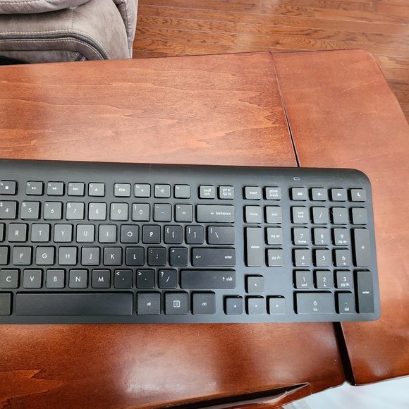 HP Wireless Keyboard - Picture 2 of 2